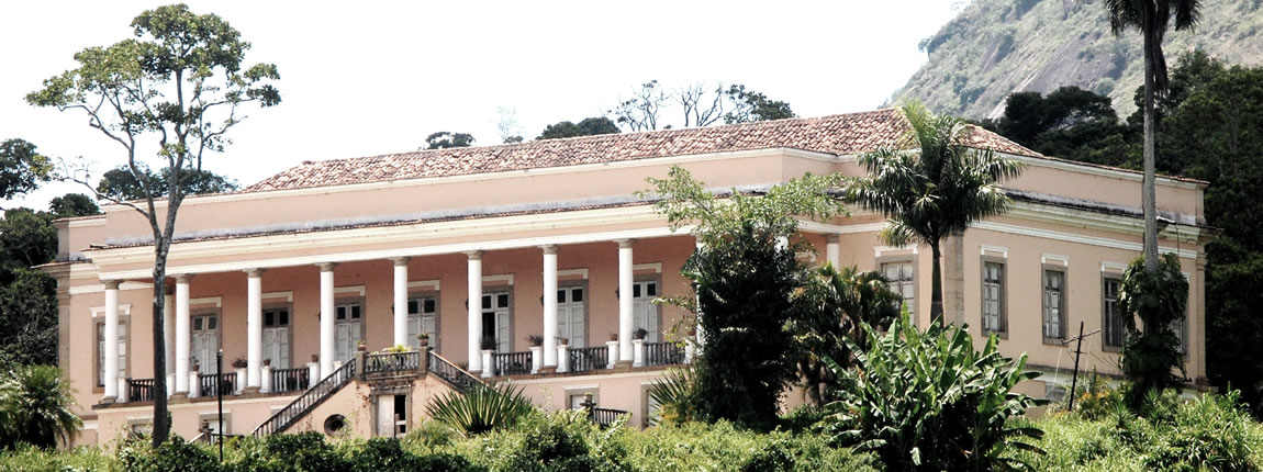 Palácio do Gavião localizado a dois quilômetros do município de Cantagalo RJ